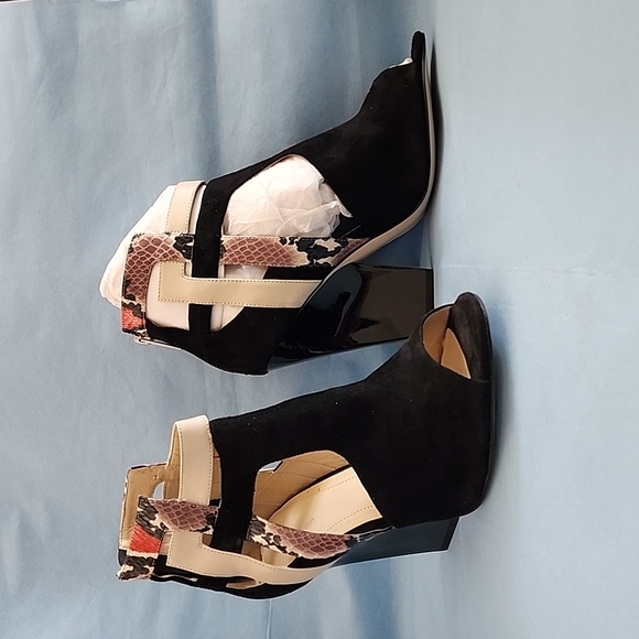 Calvin Klein Black Muilt Color Heel Shoe - Picture 6 of 6